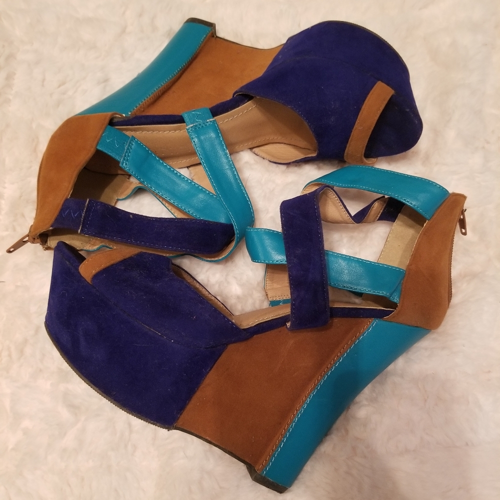 Shoes - Picture 4 of 5